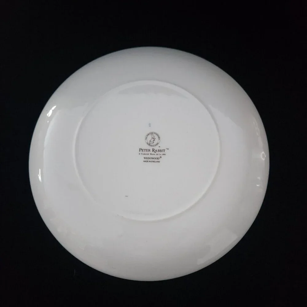Peter Rabbit 2000 Wedgwood Happy Birthday Decorative Collectors Plate England 8